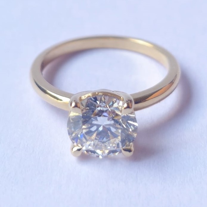 “Radiant Brilliance: Diamond Solitaire Ring – Jeny Jewels”