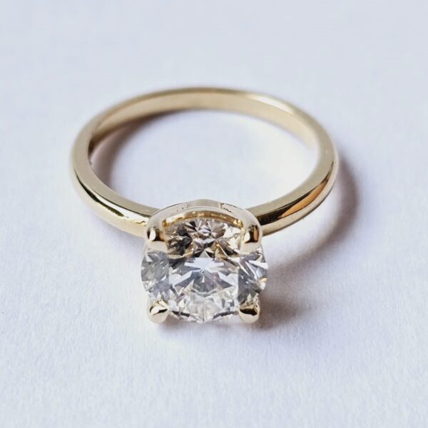 "Radiant Brilliance: Diamond Solitaire Ring - Jeny Jewels" - Image 2